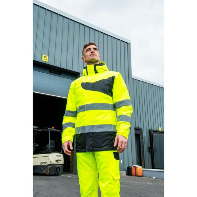 Portwest PW2 Hi-Vis Winter Jacket