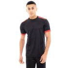 Model wearing BEHRENS Heritage T Shirt