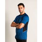 Model wearing BEHRENS Grindle Tee Male