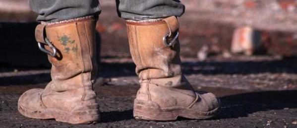 Are Rigger Boots Banned On Construction Sites?