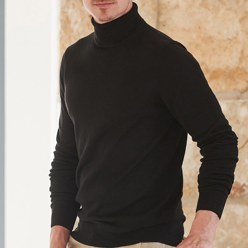 Knitwear for embroidered staff uniforms, office teams, reception staff and front-of-house workplace layering