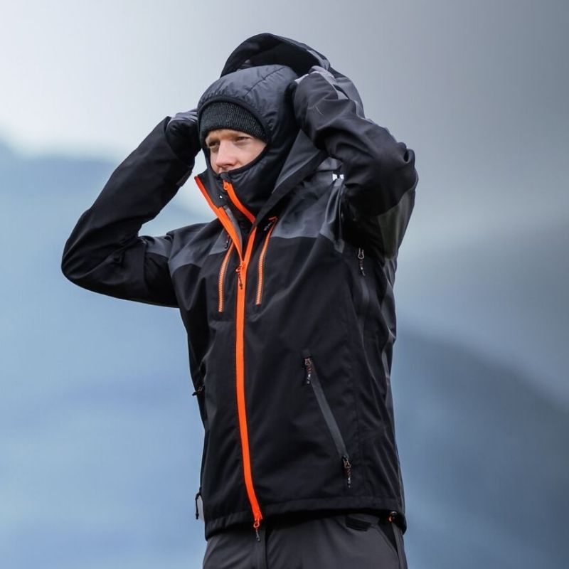 Weatherproof coats and jackets for outdoor workwear, site teams and changing conditions