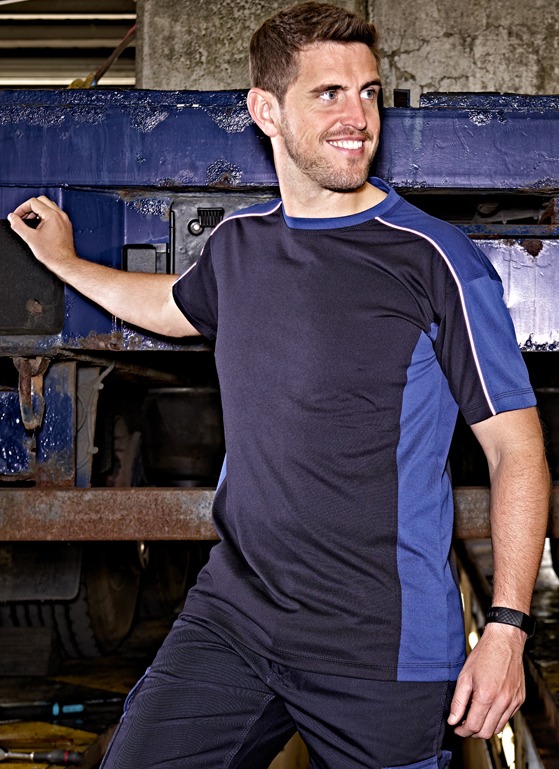 Man wearing ORN 1008 Avocet wicking t-shirt